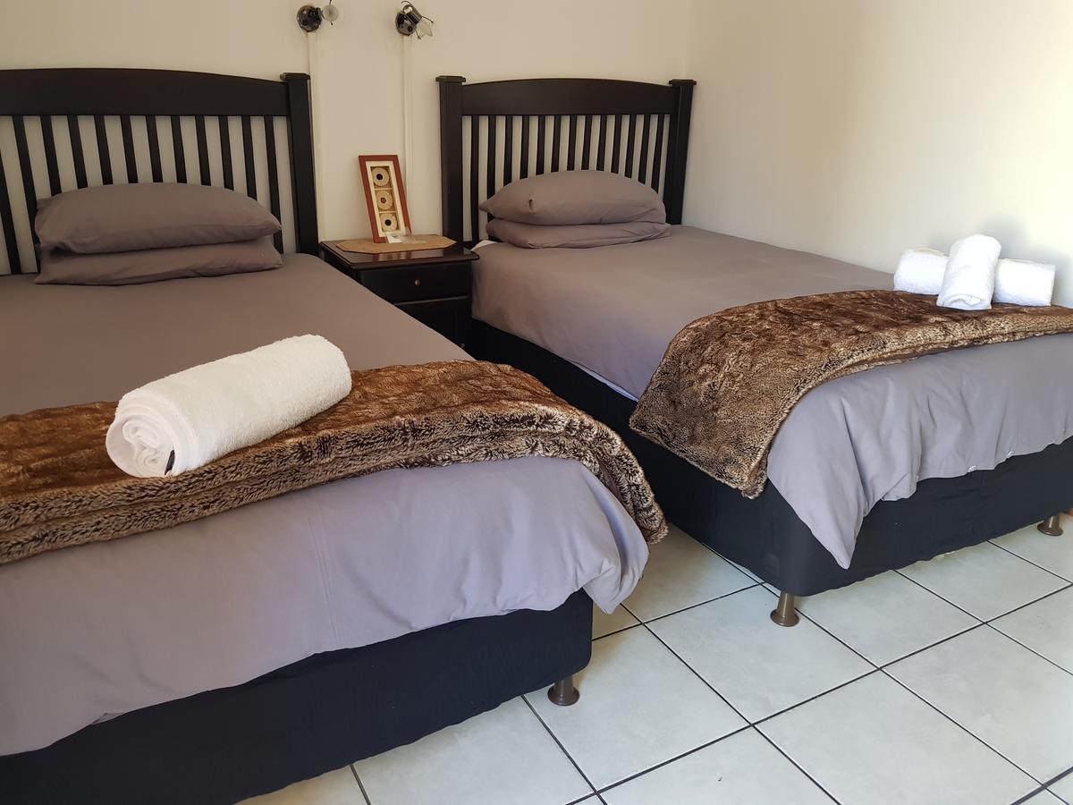 Kgosi Lodge Kimberley Buitenkant foto